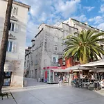 Otel Deluxe Collection Kastel - Depadanse 4*