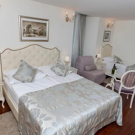 Deluxe Collection Kastel Hotel 4*