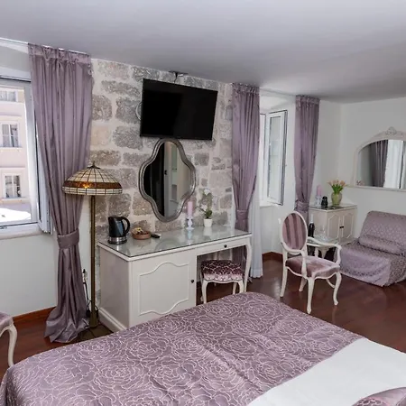 Deluxe Collection Kastel Hotel Split